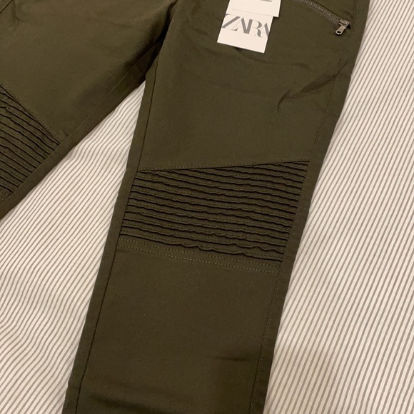 ZARA: Denim - Picture 2 of 4